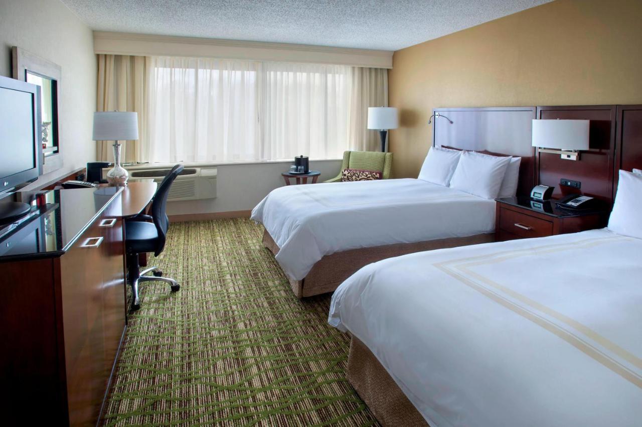 Boston Marriott Peabody Hotel Bagian luar foto