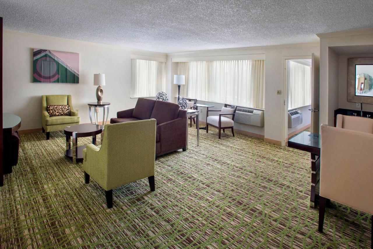 Boston Marriott Peabody Hotel Bagian luar foto