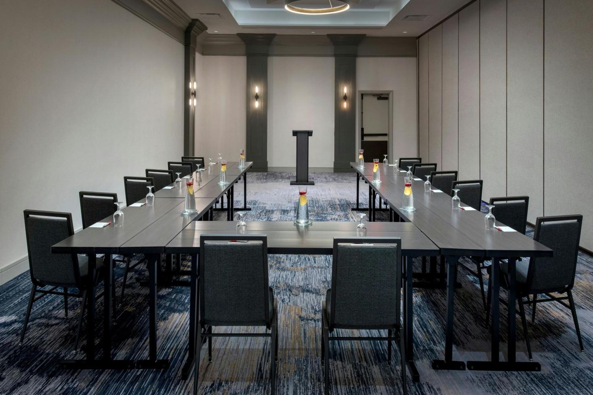 Boston Marriott Peabody Hotel Bagian luar foto